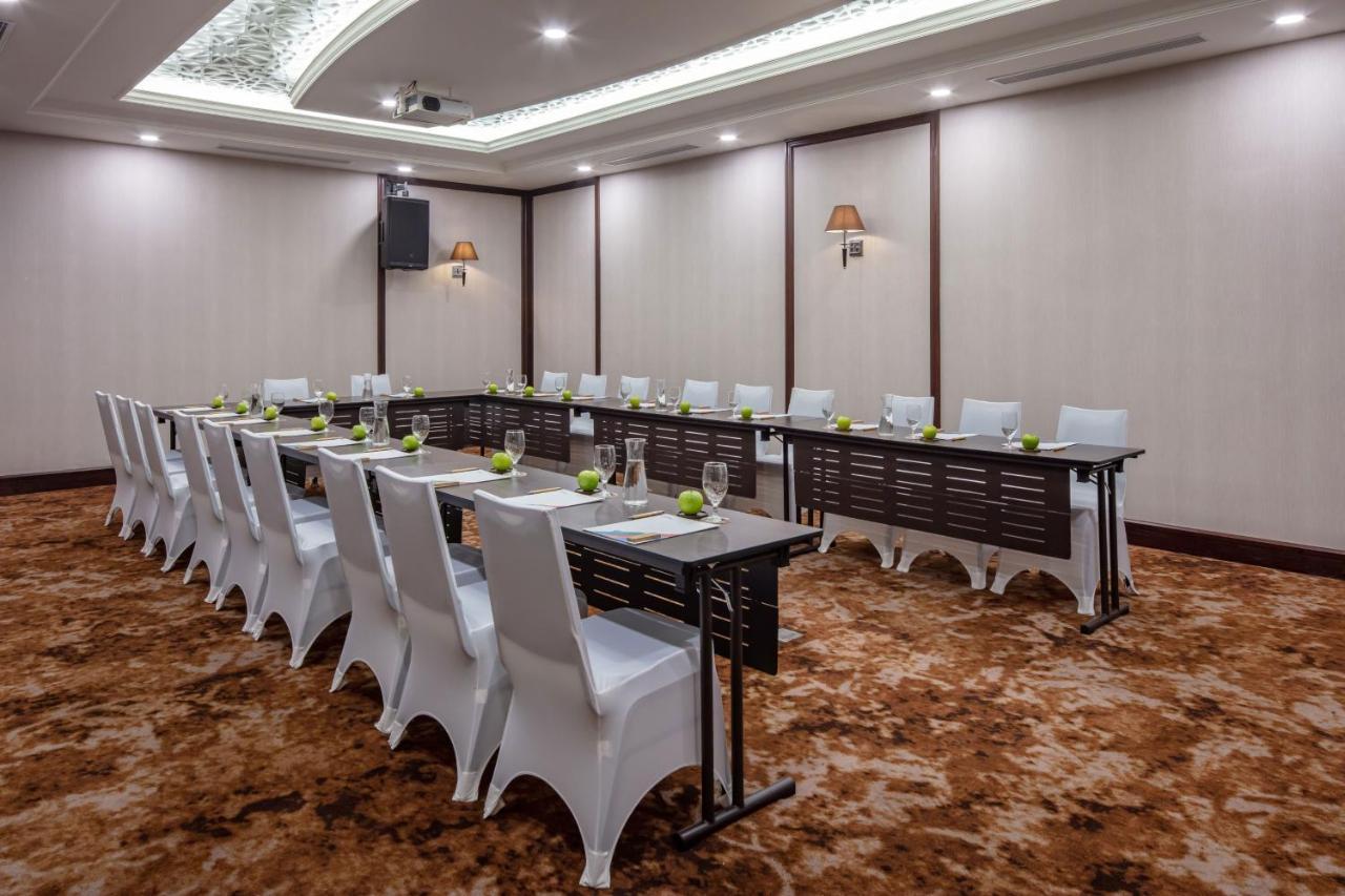 Melia Vinpearl Danang Riverfront Exterior photo Meeting room