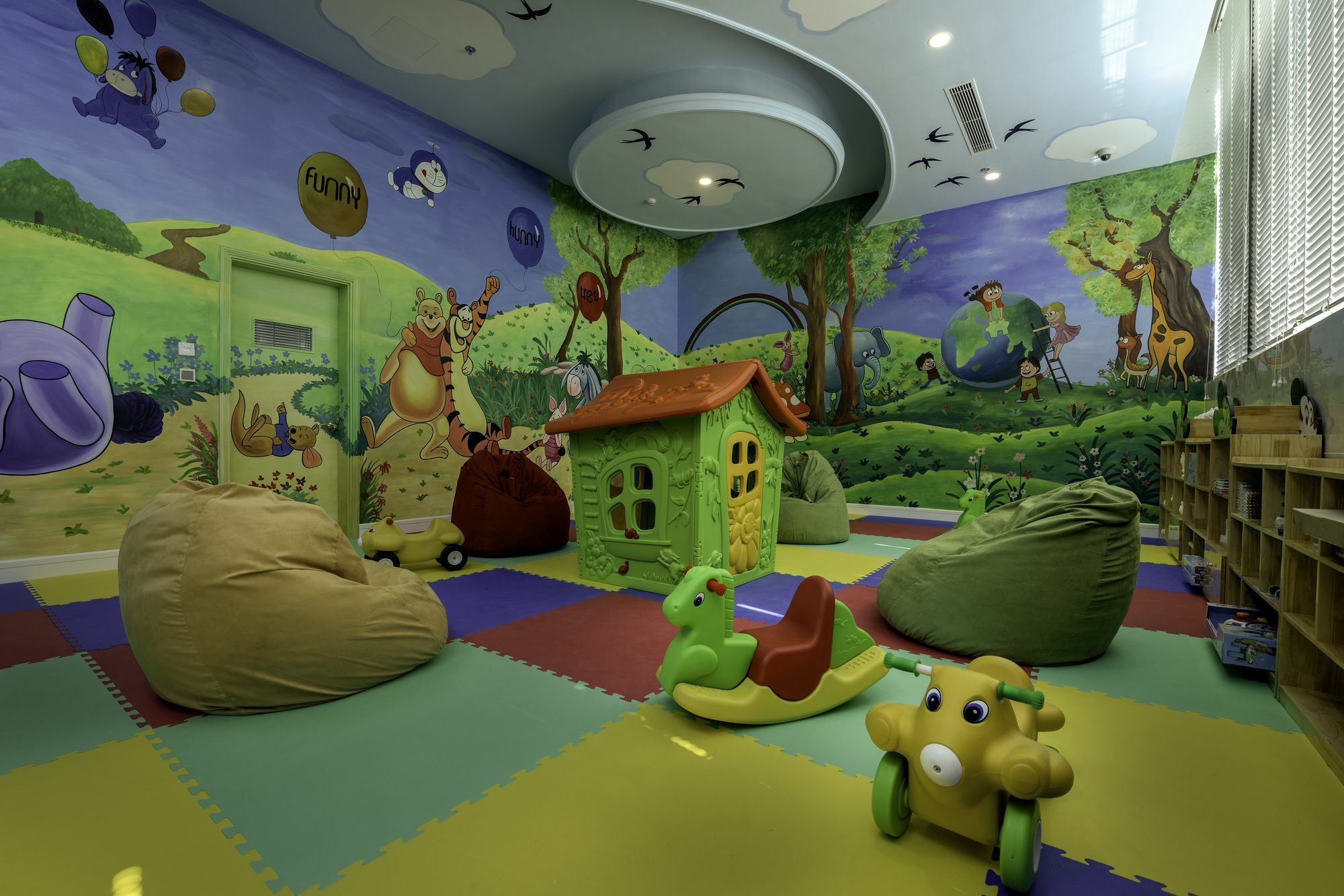 Melia Vinpearl Danang Riverfront Exterior photo The Children's Hospital of Philadelphia